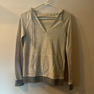 Roxy vneck hooded sweatshirt size XS